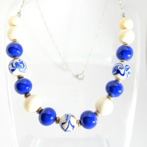 collana perle in vetro di murano avorio e blu mer de chine